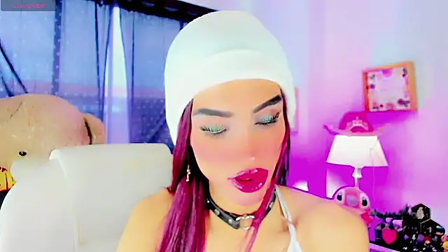 Snapshot of dollswit01 chatting on February 9, 7:30 pm dollswit01 online show from February 9, 7:30 pm