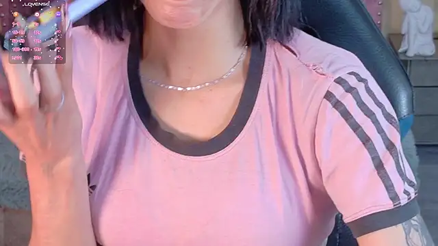 Snapshot of Scarllett_BDSM chatting on October 13, 8:53 pm Scarllett BDSM online show from October 13, 8:53 pm