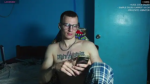 mickeypict online show from March 14, 12:51 pm