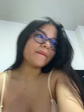 SophieHarris  online show from March 31, 3:41 am