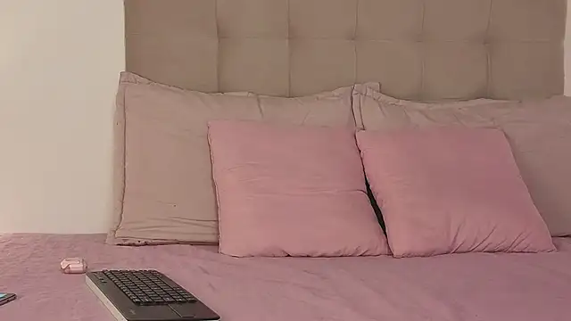 AnneGagner online show from April 5, 7:44 pm