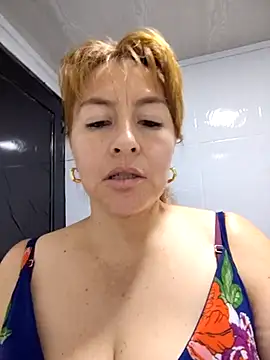 Snapshot of sussy_185 chatting on February 10, 12:19 am sussy 185 online show from February 10, 12:19 am