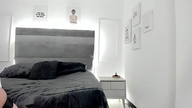 Snapshot of Eliz_jane chatting on March 11, 1:01 pm Eliz jane online show from March 11, 1:01 pm