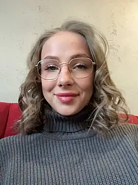 Snapshot of CaseyStar chatting on February 14, 9:45 am CaseyStar online show from February 14, 9:45 am