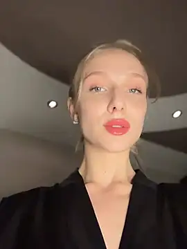 Snapshot of CaseyStar chatting on March 8, 7:31 pm CaseyStar online show from March 8, 7:31 pm