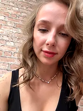 Snapshot of CaseyStar chatting on September 10, 12:49 pm CaseyStar online show from September 10, 12:49 pm