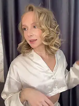 Snapshot of CaseyStar chatting on February 27, 10:59 am CaseyStar online show from February 27, 10:59 am