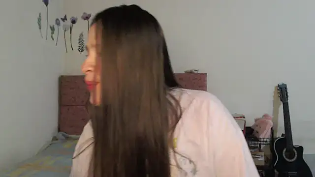 Snapshot of Serenity chatting on April 26, 11:24 pm Serenity online show from April 26, 11:24 pm