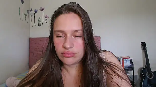 Snapshot of Serenity chatting on May 19, 9:10 pm Serenity online show from May 19, 9:10 pm