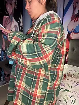 Im Little online show from February 8, 3:08 am