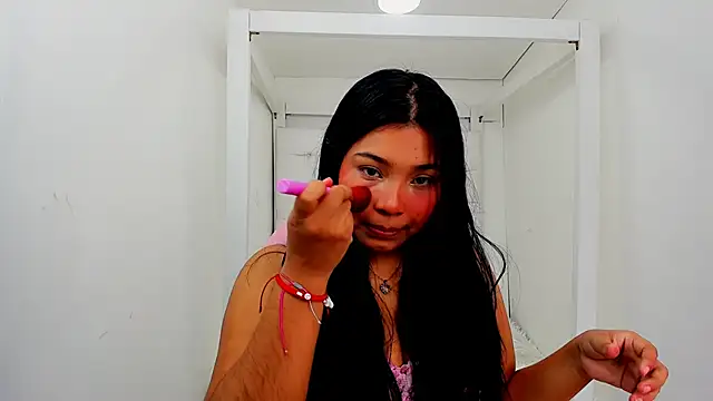 lauren sofia19 online show from February 25, 6:31 pm