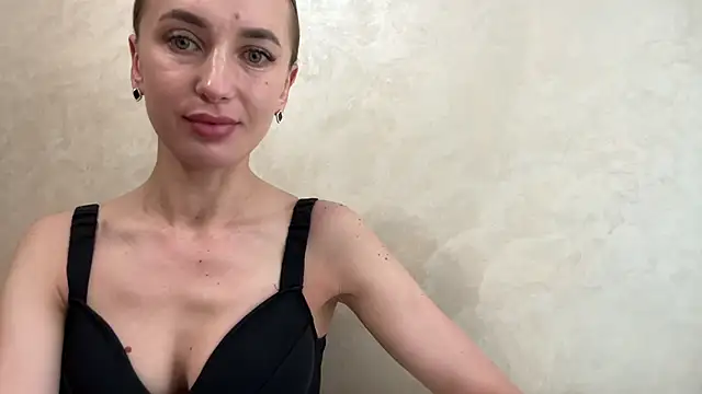 Snapshot of CaitlinaJayne23 chatting on May 25, 3:12 am CaitlinaJayne23 online show from May 25, 3:12 am