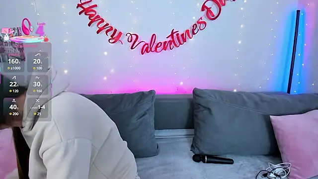 MelodyHudson online show from February 5, 8:35 pm