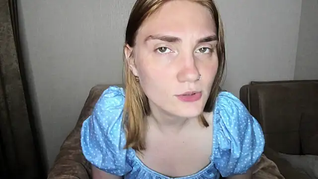 ReddHotPipper online show from July 9, 4:05 am