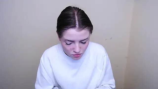 Snapshot of MissOliviaa_ chatting on January 23, 7:32 am MissOliviaa  online show from January 23, 7:32 am