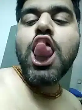 Happyman300 online show from November 9, 8:29 pm