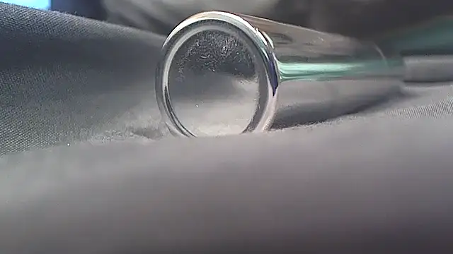 Snapshot of denxxx1992 chatting on April 3, 7:01 pm denxxx1992 online show from April 3, 7:01 pm