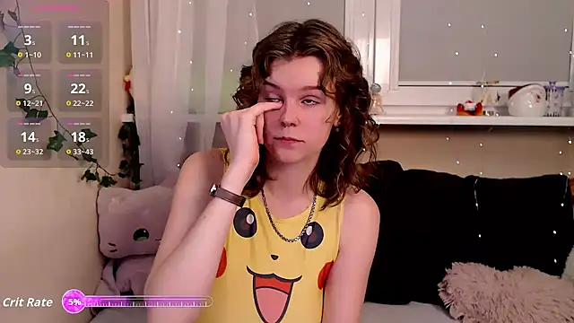 Moona xx online show from December 4, 8:28 pm