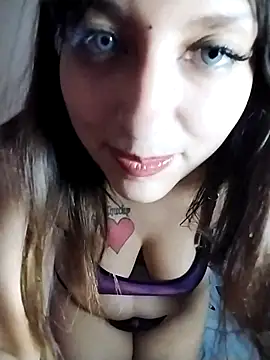 Snapshot of candyrellaJade chatting on March 2, 5:54 am candyrellaJade online show from March 2, 5:54 am