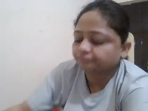 Snapshot of manvi199407 chatting on December 6, 4:14 am manvi199407 online show from December 6, 4:14 am