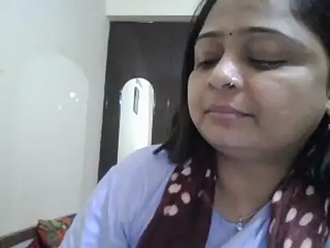 Snapshot of manvi199407 chatting on March 6, 5:11 pm manvi199407 online show from March 6, 5:11 pm