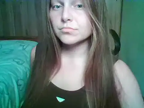 Evasapples online show from October 17, 9:50 pm