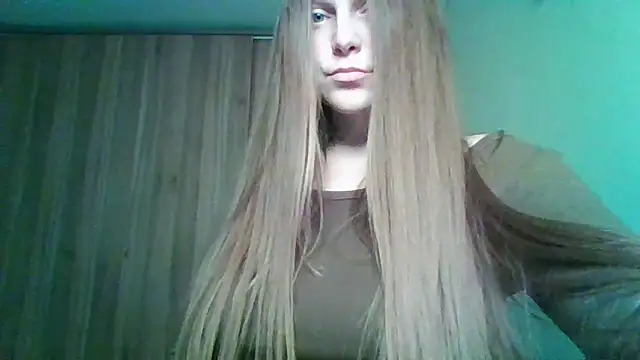 Evasapples online show from March 25, 12:27 am