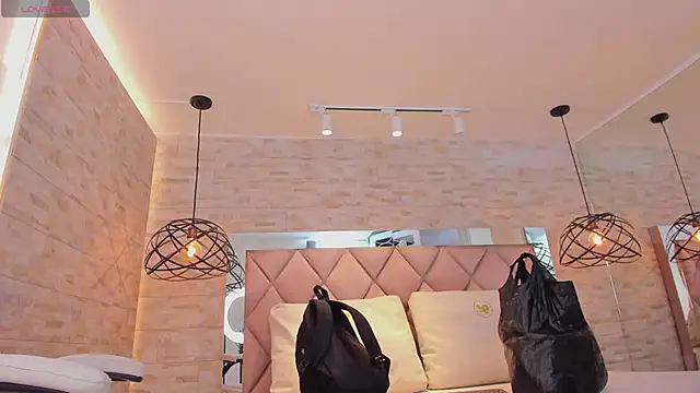 dorothy vegga online show from February 25, 2:58 am