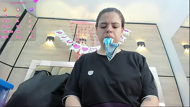 dorothy vegga online show from February 18, 3:24 am