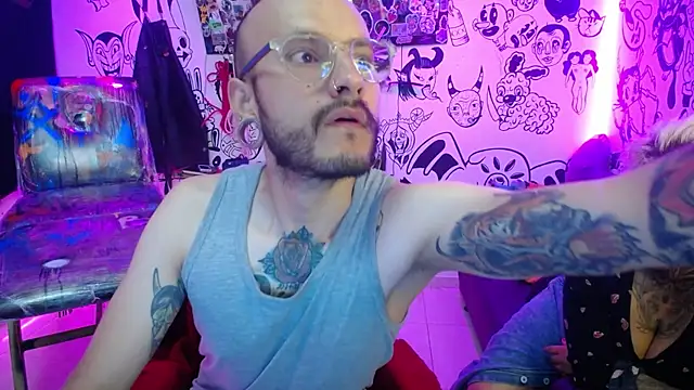 tatouagendecouple online show from December 12, 8:36 am