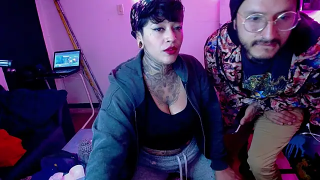 tatouagendecouple online show from September 9, 7:19 am