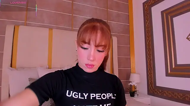 Snapshot of AbigailCarter chatting on November 23, 11:26 pm AbigailCarter online show from November 23, 11:26 pm