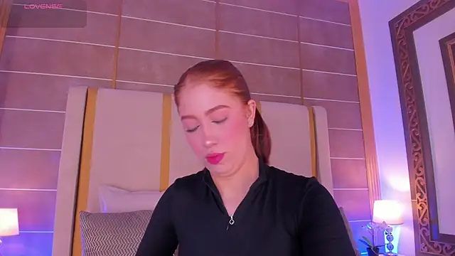 Snapshot of AbigailCarter chatting on January 15, 11:41 pm AbigailCarter online show from January 15, 11:41 pm