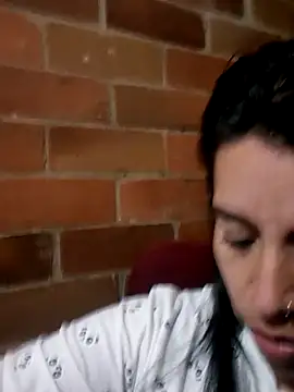 Snapshot of Gabriela_squirt02 chatting on December 20, 9:54 am Gabriela squirt02 online show from December 20, 9:54 am