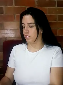 Snapshot of Gabriela_squirt02 chatting on February 1, 3:39 pm Gabriela squirt02 online show from February 1, 3:39 pm