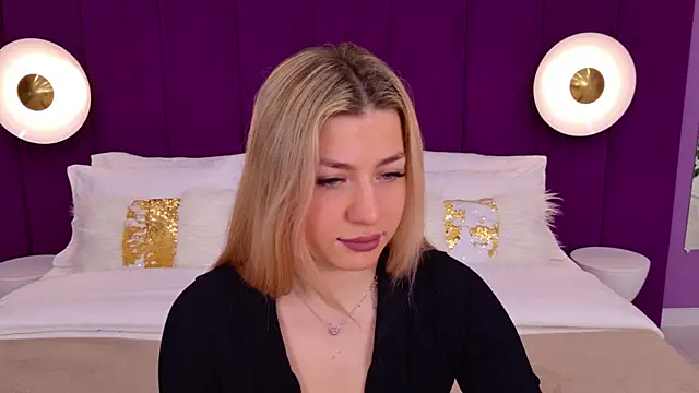 HelenaMorgan online show from March 13, 3:22 am