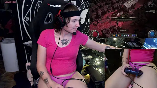 BrandiWRLD 999 online show from December 25, 10:05 pm