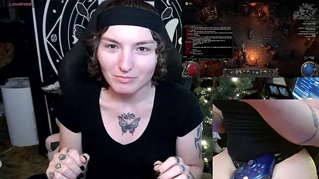 BrandiWRLD 999 online show from January 1, 12:53 am