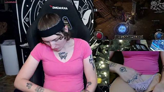 BrandiWRLD 999 online show from January 3, 4:33 am