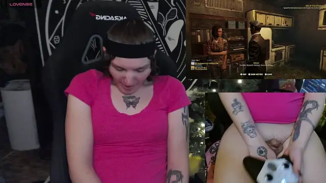 BrandiWRLD 999 online show from January 14, 4:04 am