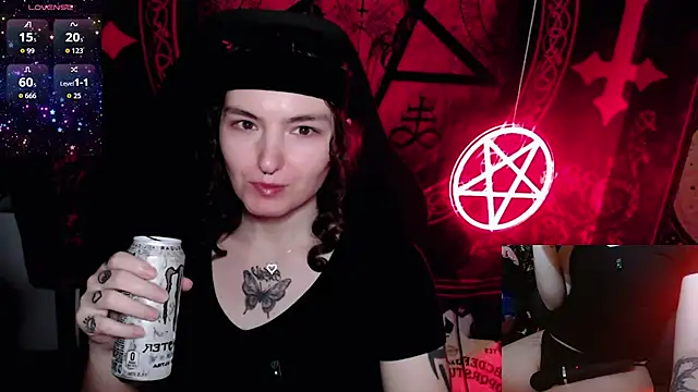 BrandiWRLD 999 online show from October 19, 6:52 pm