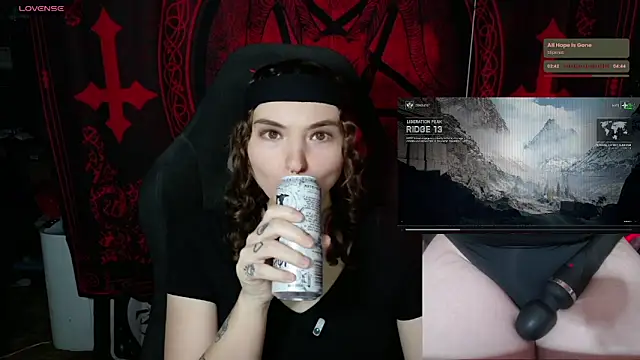 BrandiWRLD 999 online show from November 9, 7:56 pm