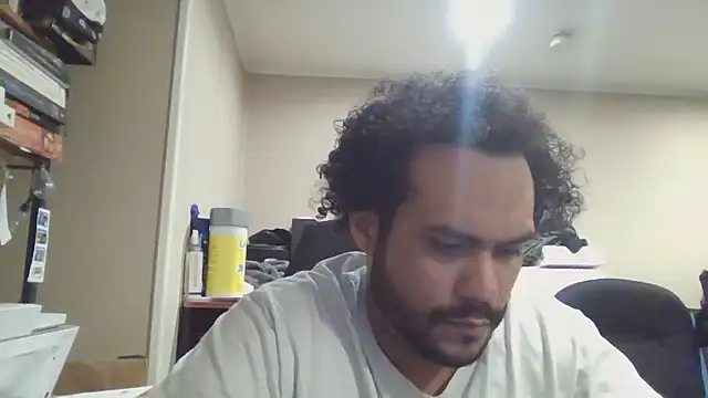 Snapshot of Chef-Munchies69 chatting on April 28, 9:42 pm Chef-Munchies69 online show from April 28, 9:42 pm