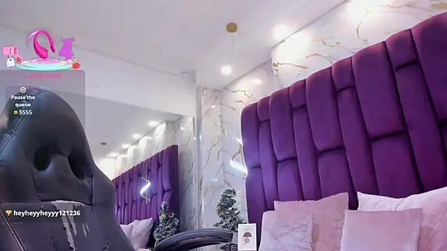 emma carterr1 online show from December 14, 9:14 am