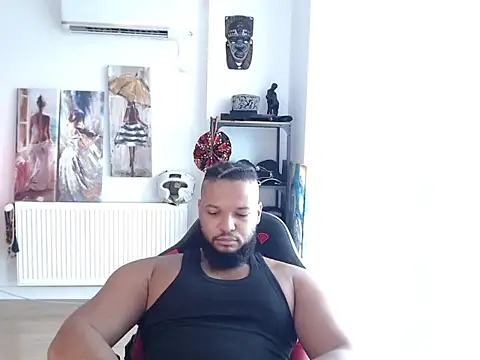Snapshot of 1LordKingsley chatting on March 24, 9:47 am 1LordKingsley online show from March 24, 9:47 am