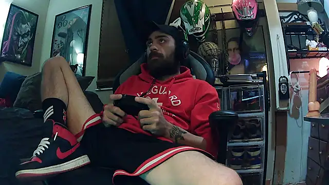 slutty guy12 online show from March 7, 1:09 am