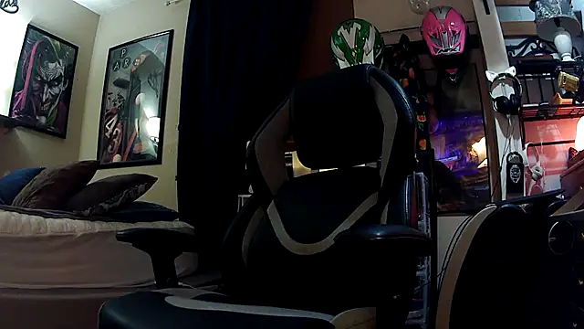 slutty guy12 online show from March 15, 8:54 pm