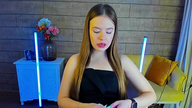 MilanaBalmain online show from February 1, 2:24 pm