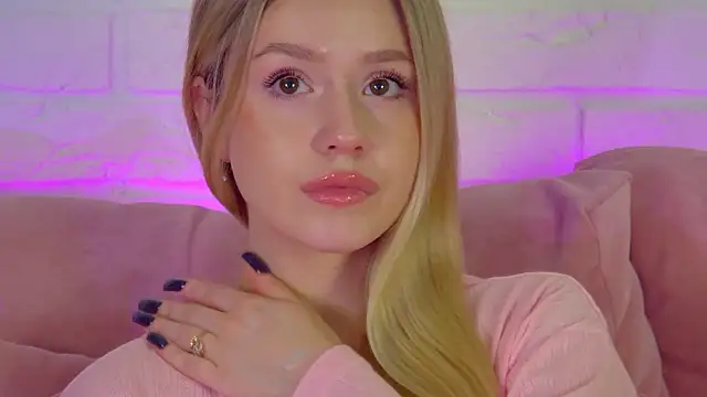 MilanaBalmain online show from January 17, 4:28 am