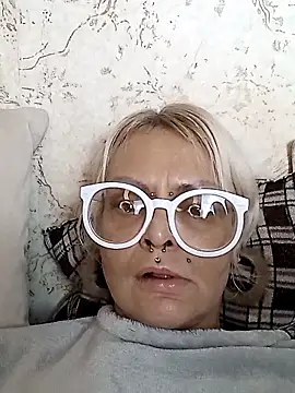 Gardener of Illusions online show from November 4, 6:34 am